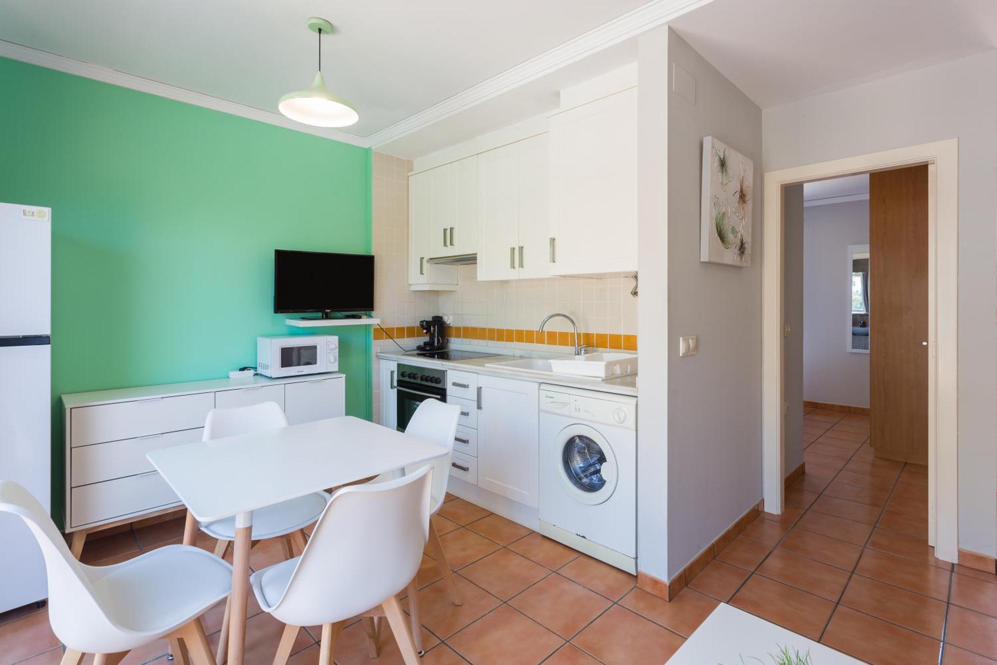 Par3 Apartment Олива Екстериор снимка